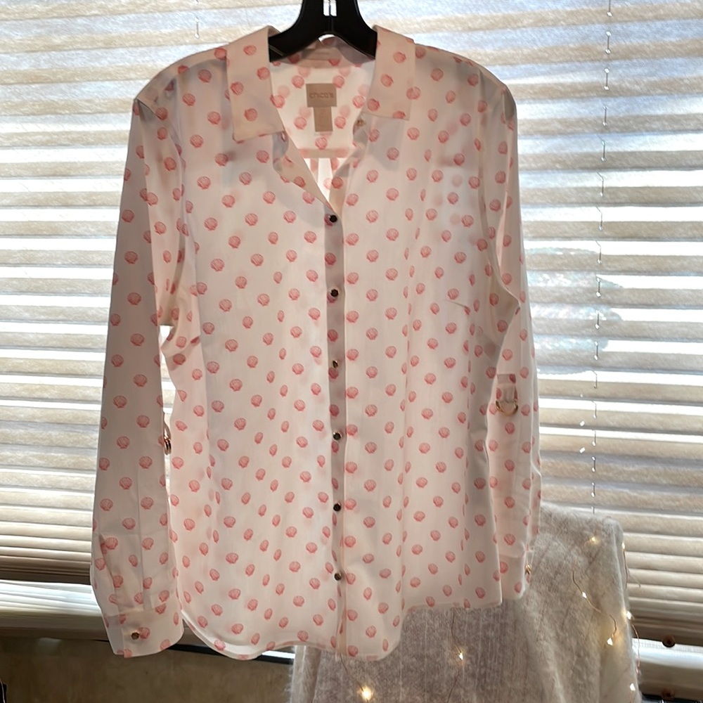 Chicos sz2 No Iron salmon/white gold buttons/grommets for sleeves